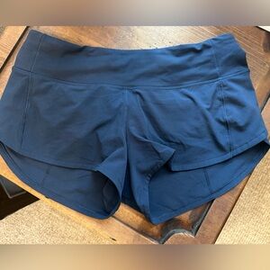 Lululemon speed up shorts 2.5”